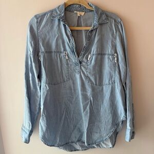 Lou & Grey Light Blue Denim Shirt Women’s Size Small